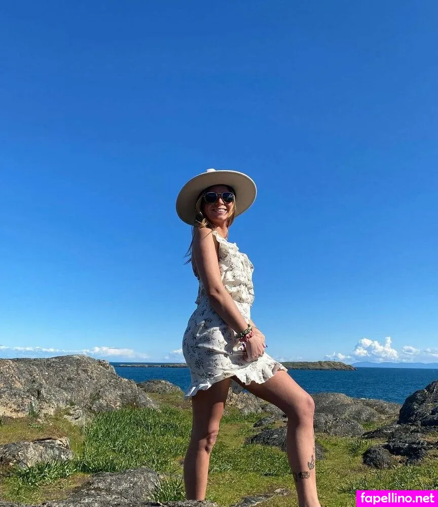 https:, tropicalrosie, tropicalrosiee Nude Leaked OnlyFans Photo #RviYyvDogl