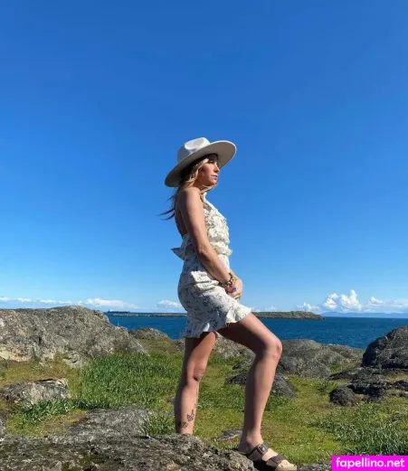 Tropicalrosie OnlyFans Thumbnail #pFnfVJX8DI