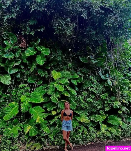 Tropicalrosie OnlyFans Thumbnail #sMPyVlqwBm