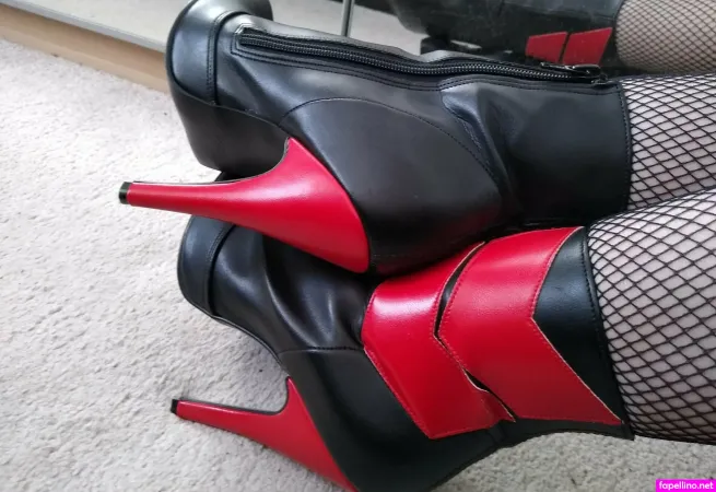 Troubleandtease OnlyFans Thumbnail #CS3LbsVlgF