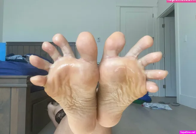 Troublefeetxoxo OnlyFans Thumbnail #8FICmk4K3h