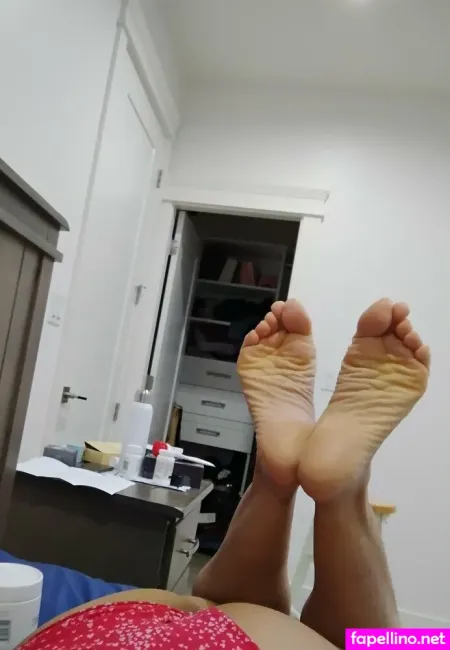 Troublefeetxoxo OnlyFans Thumbnail #IyPiIXT38t