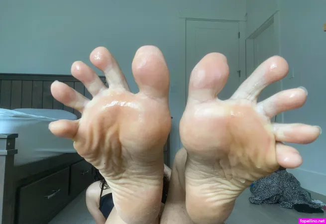 Troublefeetxoxo OnlyFans Thumbnail #pVUFYZLMvx