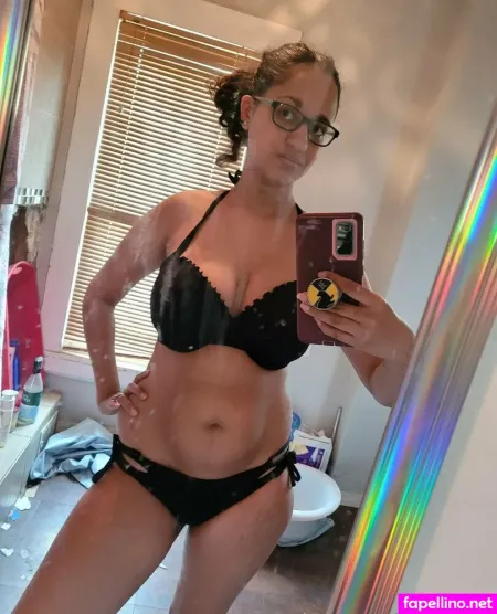 Troublescoming OnlyFans Thumbnail #4YW7fkdkGu