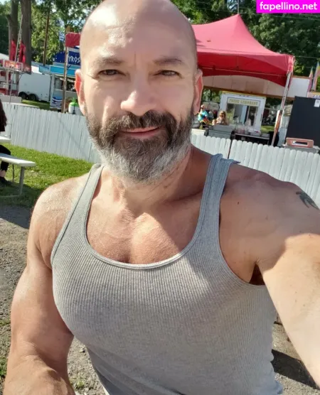 Troymontana14 OnlyFans Thumbnail #T30up4NPd7