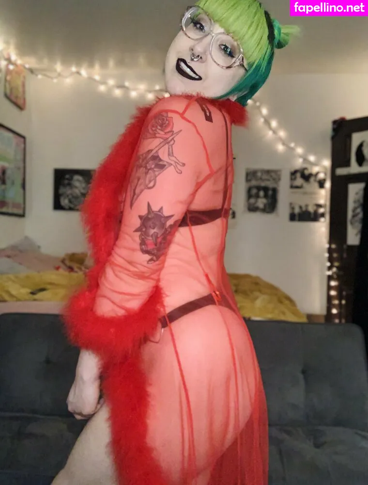 netflixvinesxx, trrashvixen Nude Leaked OnlyFans Photo #Tm0mnqcif3