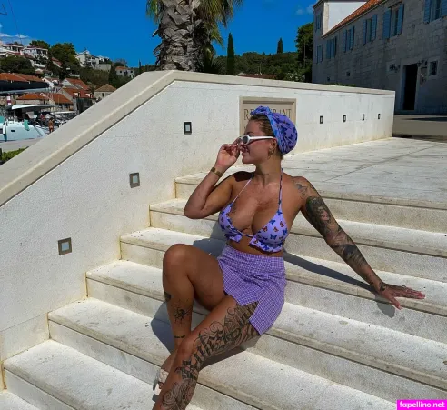 Trubbel Tanja OnlyFans Thumbnail #k9WFsNhTm5