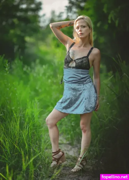 True2lifechick OnlyFans Thumbnail #TpT8vZEMPt