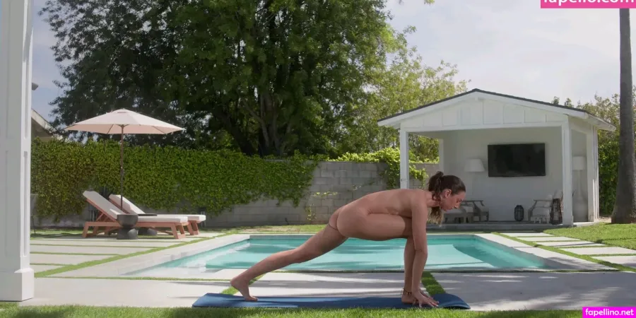 Truenakedyoga OnlyFans Thumbnail #qpfFJGAAHt