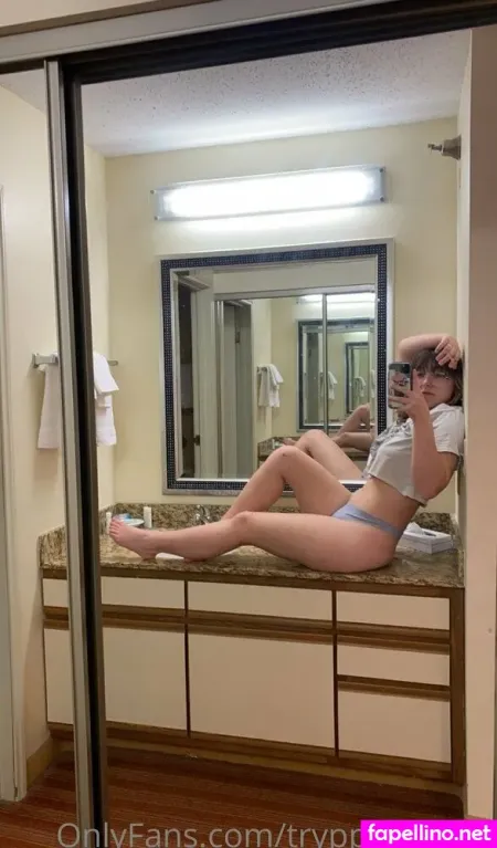 Tryppinhippie 2 OnlyFans Thumbnail #a8fqxdi0KQ