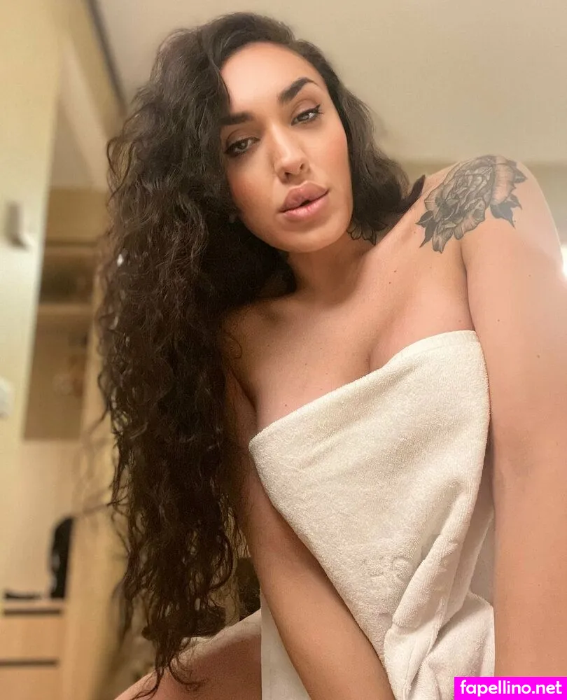 soyantonellag, ts_antonella Nude Leaked OnlyFans Photo #BAx1q5hhhB