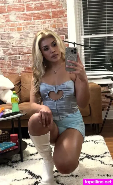 Ts Aralee OnlyFans Thumbnail #akpC4kzki7