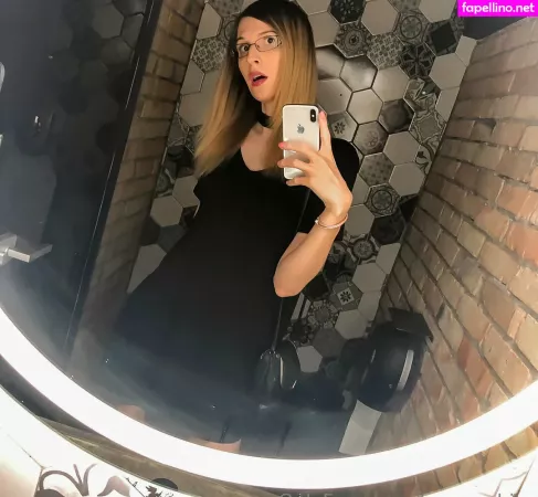 Ts Avy White OnlyFans Thumbnail #WQIfyn4bQb