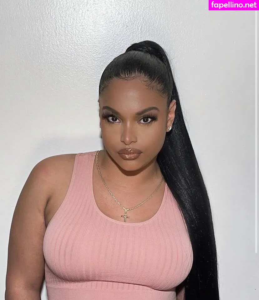 missdreambaby, rileyknoxx, therealbeautymonroe Nude Leaked OnlyFans Photo #LFUZusUmN4