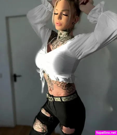 Ts Miadeluxxe Transgirl OnlyFans Thumbnail #w2IPUgc4Ta