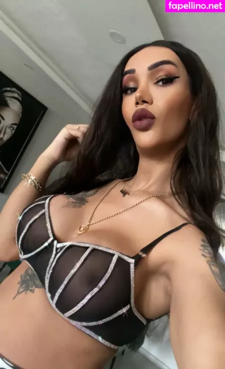 Ts Yeliz Sahin OnlyFans Thumbnail #hP3vQIxM8x