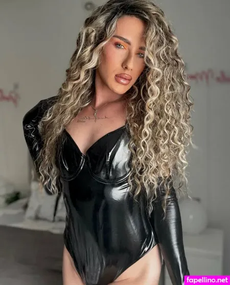 Tsblondepaula OnlyFans Thumbnail #OFFAsKM2fM