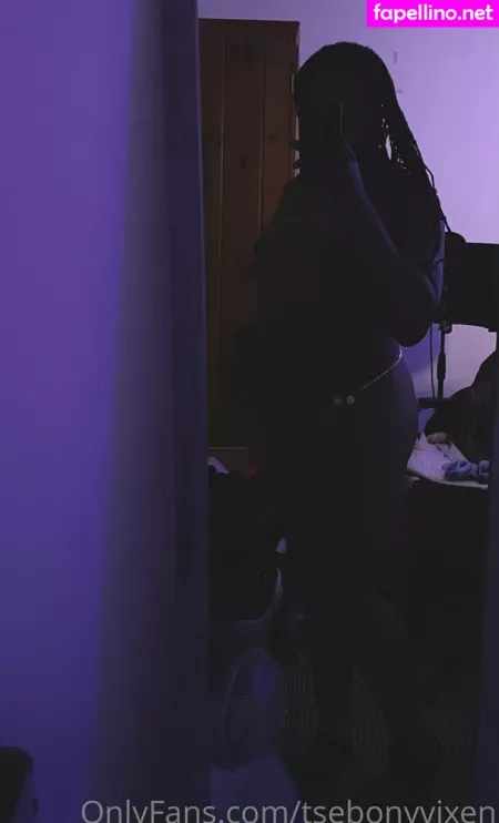 Tsebonyvixen OnlyFans Thumbnail #KGLk5SNmMG