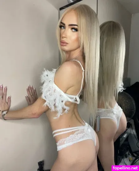 Tsgirlshantel OnlyFans Thumbnail #4SxRYG3qMF