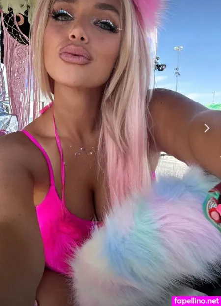 Tshollyday OnlyFans Thumbnail #Ek6wvKSbdY