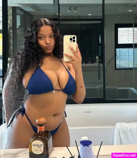 Tsholo Teebaby Main Profile Photo