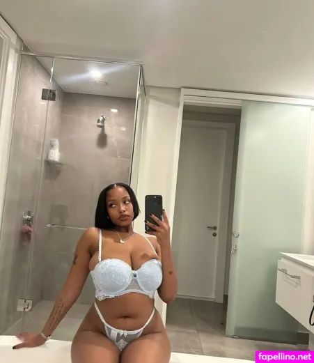 Tsholo Teebaby OnlyFans Thumbnail #KE1Zc3ct9K