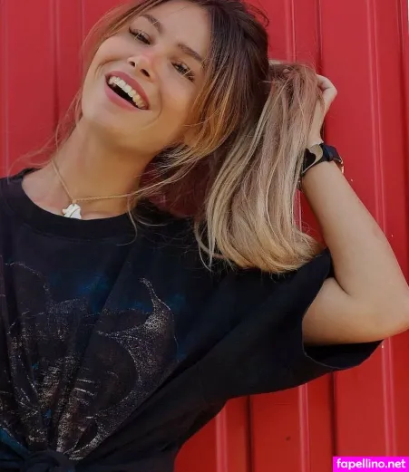 Tslanaxoxo OnlyFans Thumbnail #eLQdEhuwks