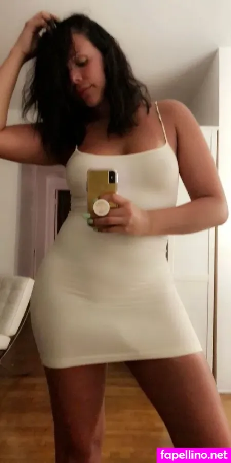 Tslaurencox OnlyFans Thumbnail #66MO6y8n2O