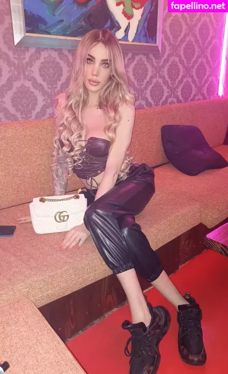 Tslindsayprat OnlyFans Thumbnail #J2ZrbGbx1F