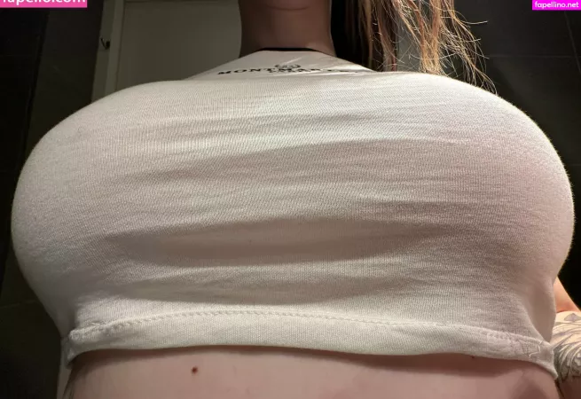 Tsren OnlyFans Thumbnail #23L8JSRbqs