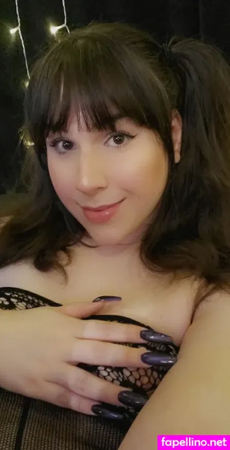 Tsroxxxie OnlyFans Thumbnail #zaQh5NW6FD