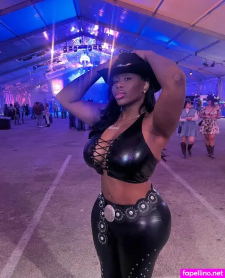 Tssexykayla OnlyFans Thumbnail #w76t5I9bQX