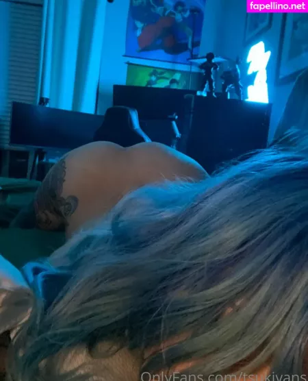 Tsukivans OnlyFans Thumbnail #s2K5nC6D6b