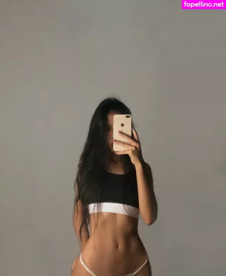 Tsunamy OnlyFans Thumbnail #EBB7Q3Si22