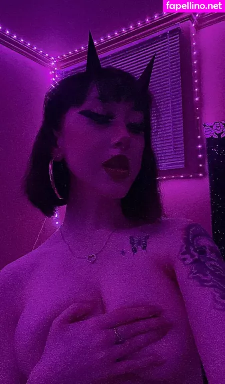 Tsund3r3gf OnlyFans Thumbnail #yfJPLbmwtv