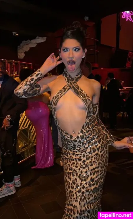 Tszariah OnlyFans Thumbnail #2hni4utAQy