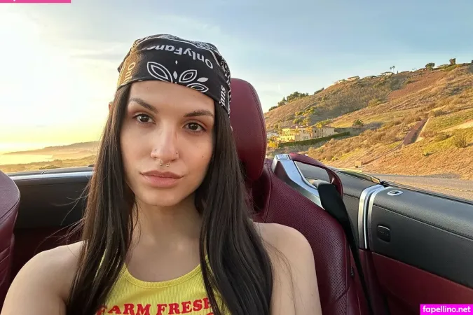 Tszariah OnlyFans Thumbnail #Lam7DCZOxJ