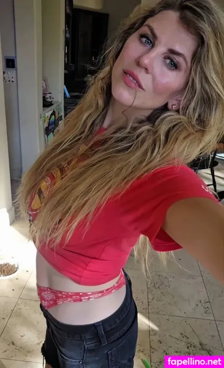 Tttenley OnlyFans Thumbnail #HXHHMwgUFl