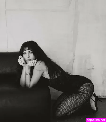 Tuba Buyukustun OnlyFans Thumbnail #AKXchbHPiB