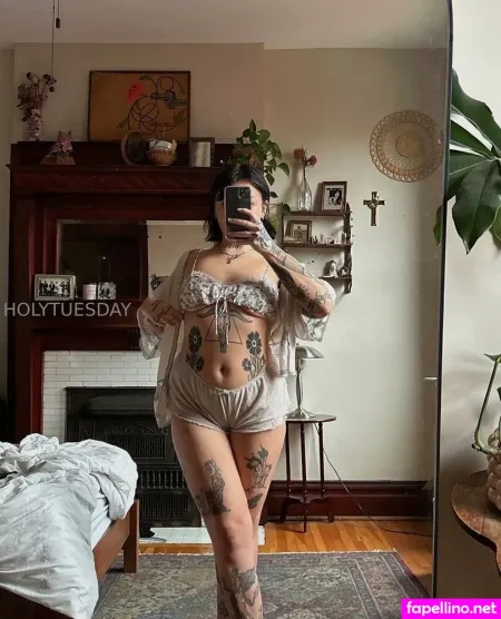 Tuesdaydesire OnlyFans Thumbnail #DXVTAqorRZ