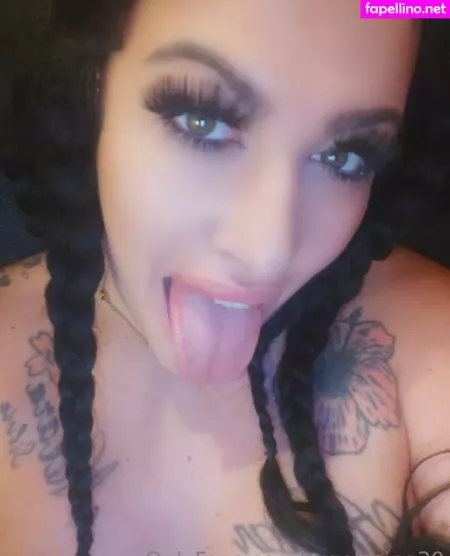 Tugolosina30 OnlyFans Thumbnail #qDSBhSCNxJ
