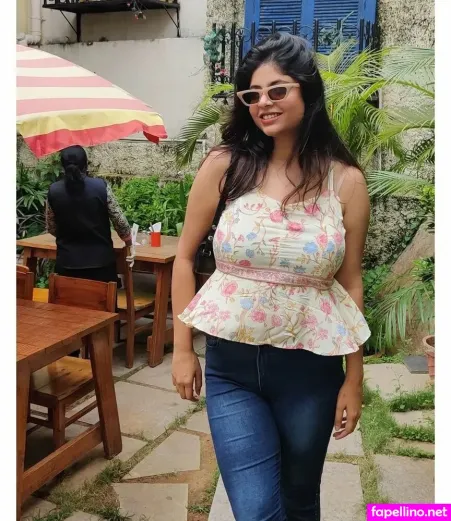 Tulika Snehil OnlyFans Thumbnail #0ELvmX9ypl