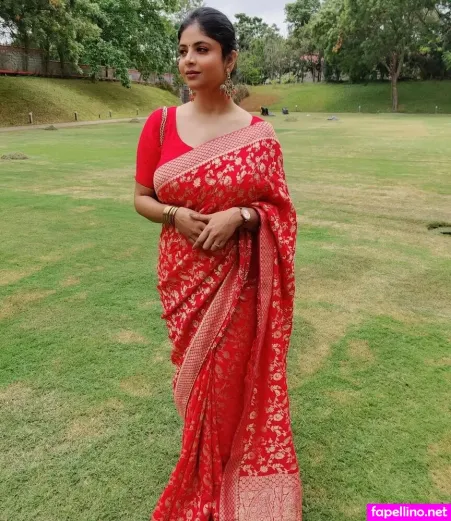 Tulika Snehil OnlyFans Thumbnail #B4jB4VNuvo