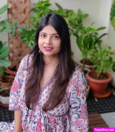 Tulika Snehil OnlyFans Thumbnail #OB3HqrnoJm