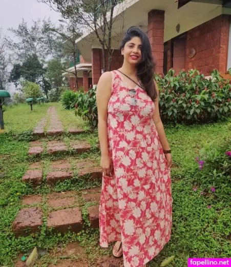 Tulika Snehil OnlyFans Thumbnail #Oin2yiTpnR