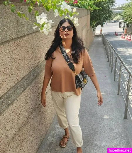 Tulika Snehil OnlyFans Thumbnail #peqbLVdN44