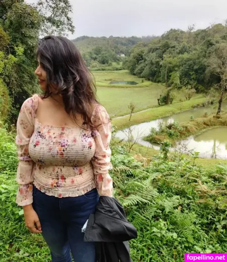 Tulika Snehil OnlyFans Thumbnail #sSO1OiFP22