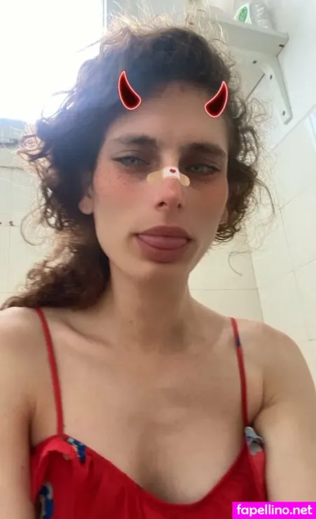 Tulip2lips OnlyFans Thumbnail #9B8KksTNTm