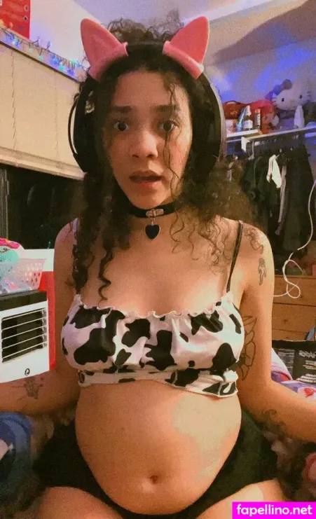 Tummyemma2 OnlyFans Thumbnail #YgEyObdqgB