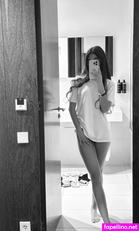 Tusecretamaria OnlyFans Thumbnail #YOHEq9Yu93